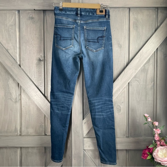 American Eagle next level stretch curvy hi-rise Jegging size 2 distressed - Picture 4 of 8